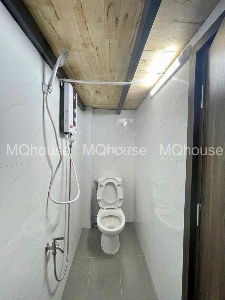 The kitchen apartment is a double-stubent two-way-light.