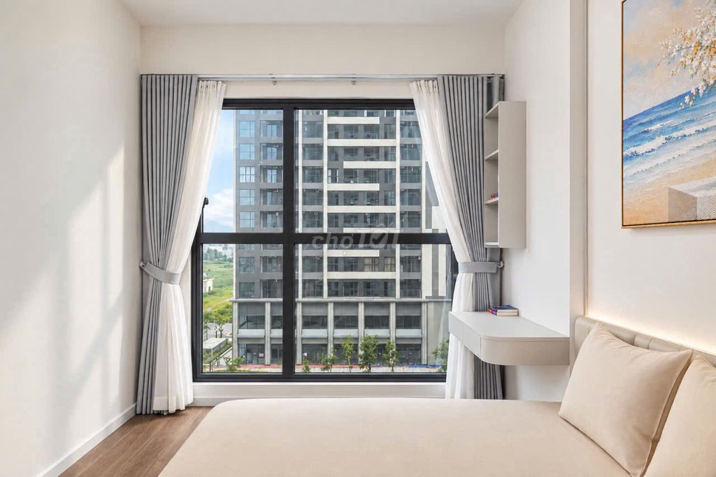 The two bedrooms are full new furniture 100% renting 20 million a month Victoria Village