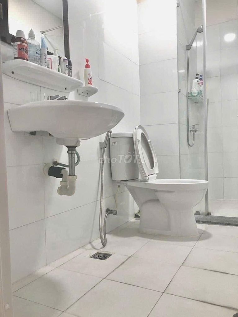 8 X Plus Trường Chinh apartment 2 p sleeps at 3.5 million, in place.