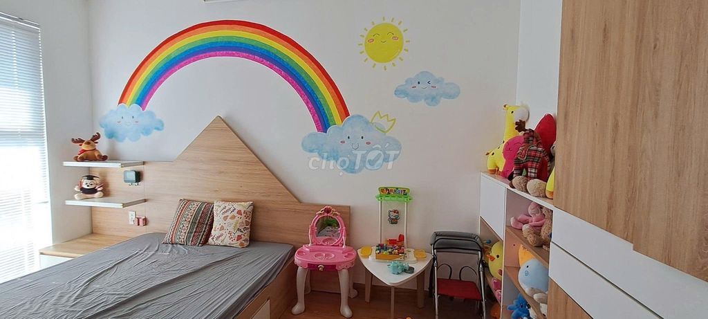 Rent two bedrooms-Sunny Plaza . . . . .. 14 million a month.
