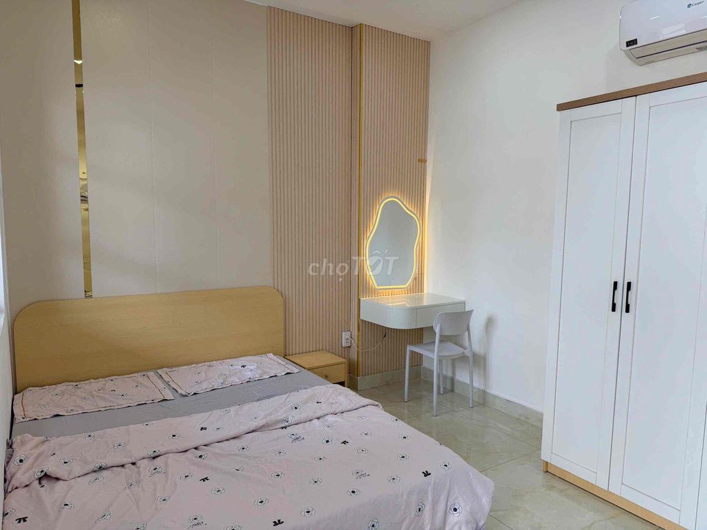 Cityland Bedroom, Grand Public Service.