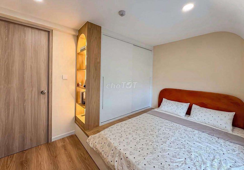 opening studio • open bedrooms open windows - father to father • tsn airports