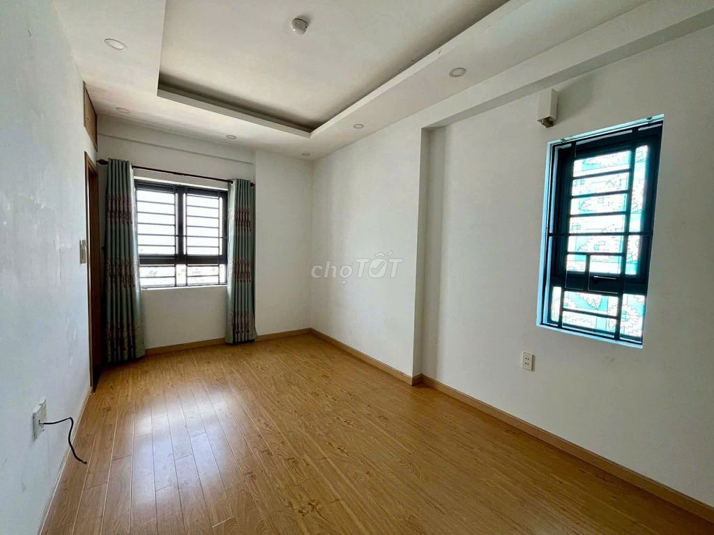 Rent a three-room corner of Tecco Central Home,view Im81.