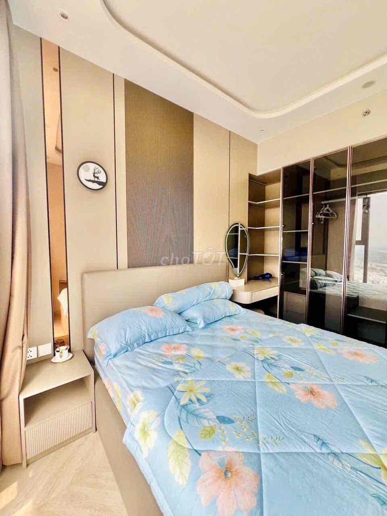 Rent two bedrooms The Opus One 10 million months.