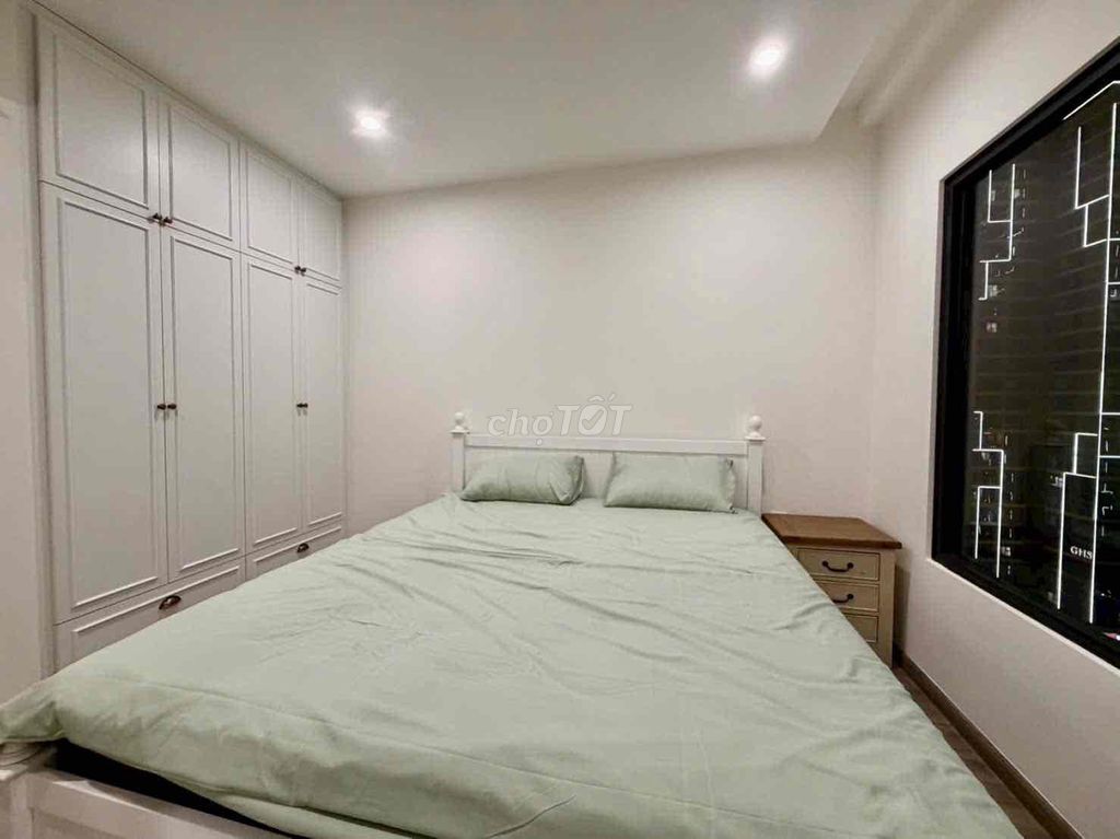Rent me 3 bedroom 2 toilets