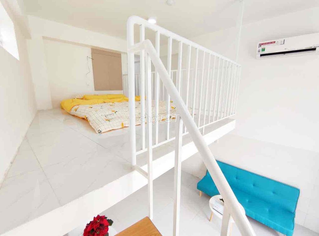 The good price room is clear of furniture right here at Phan Đình Phùng_ security
