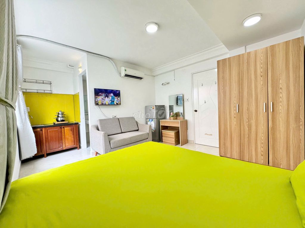 Level 30 m2 high-level Cao Thắng County 3 near bv from
