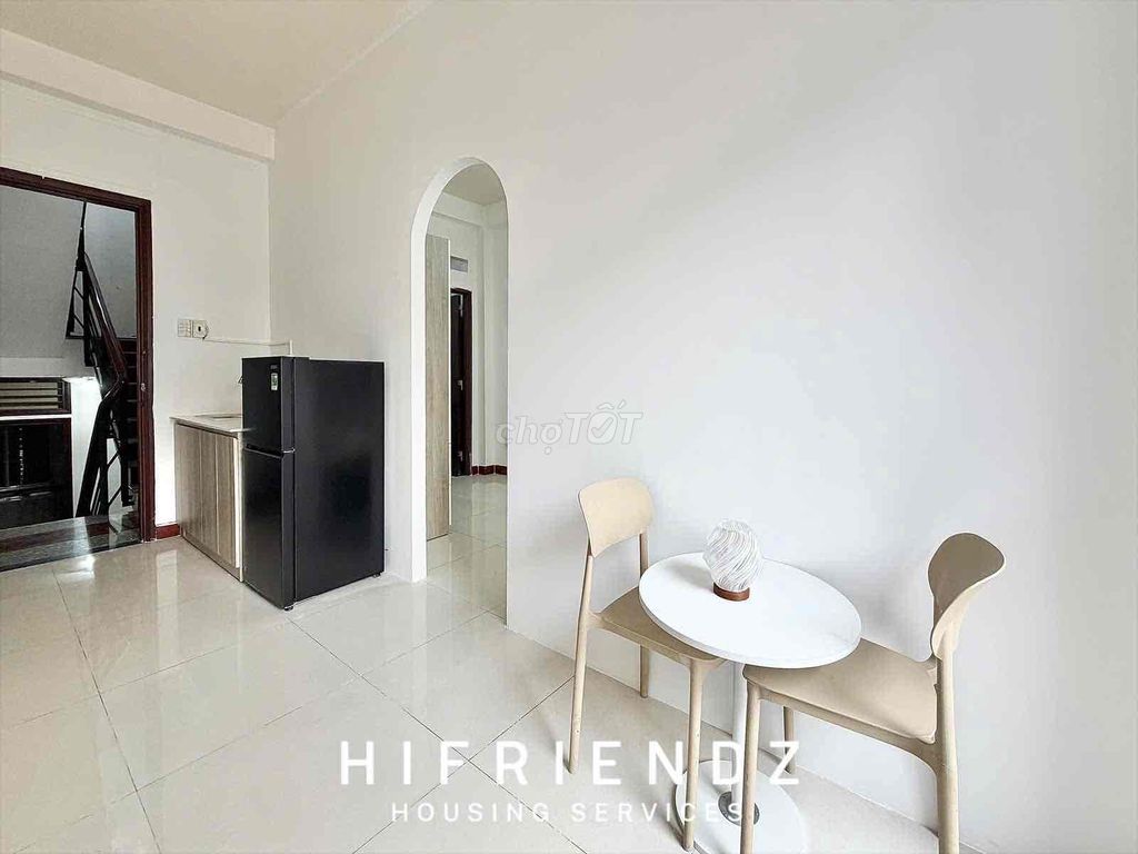 Rent a full interior kitchen bedroom right here intown Cộng Hoà.