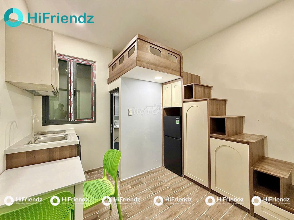 The apartment is 100 percent built - full interior - in the flower-town park