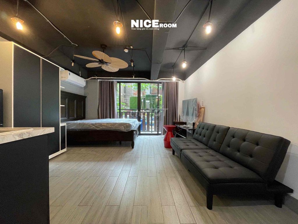Rent a high-class apartment with an empty garden - real room