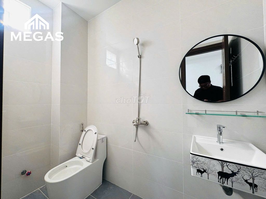 The new building apartment is 100%-full interior - right Phạm Văn Đồng - emart pvt