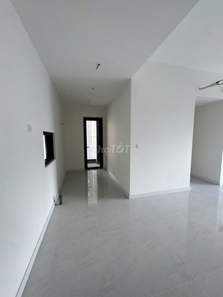 Ten million a month renting a new house in Victoria Village, good price, good house.