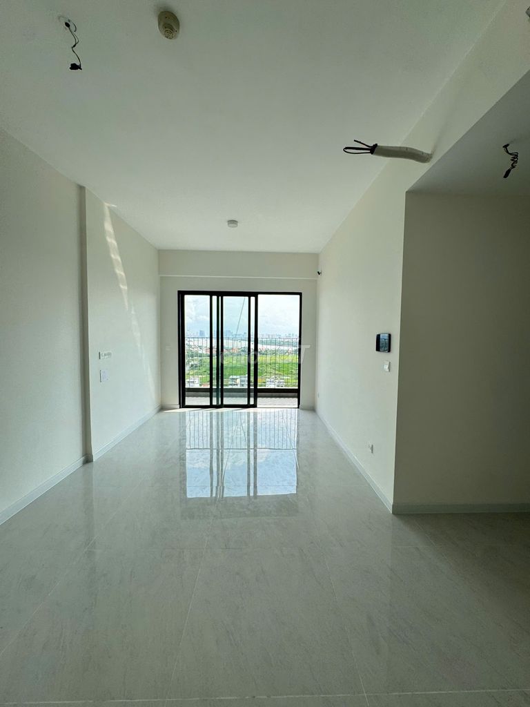 Ten million a month renting a new house in Victoria Village, good price, good house.