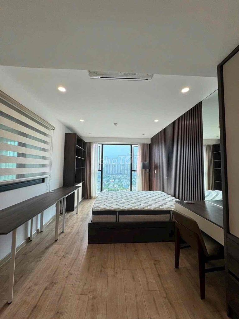 Nice house-two bedrooms. A full interior. 26 million a month. look at the house 24/7