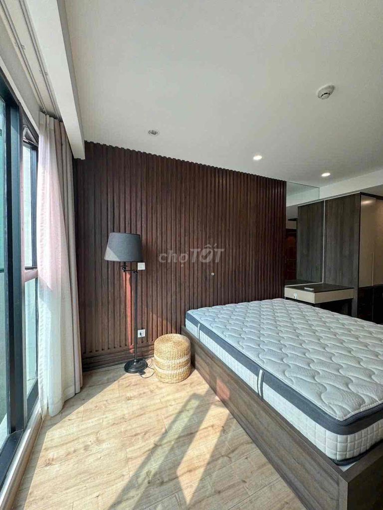 Nice house-two bedrooms. A full interior. 26 million a month. look at the house 24/7