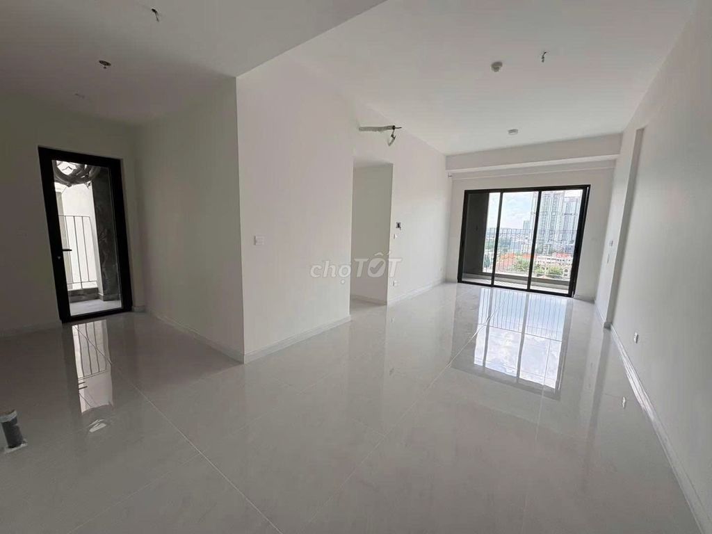 District 2 more than 2 Victoria Village bedrooms full of furniture, new rented houses.