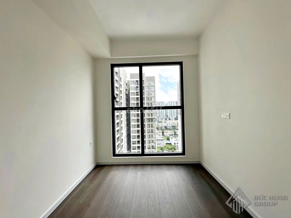District 2 more than 2 Victoria Village bedrooms full of furniture, new rented houses.