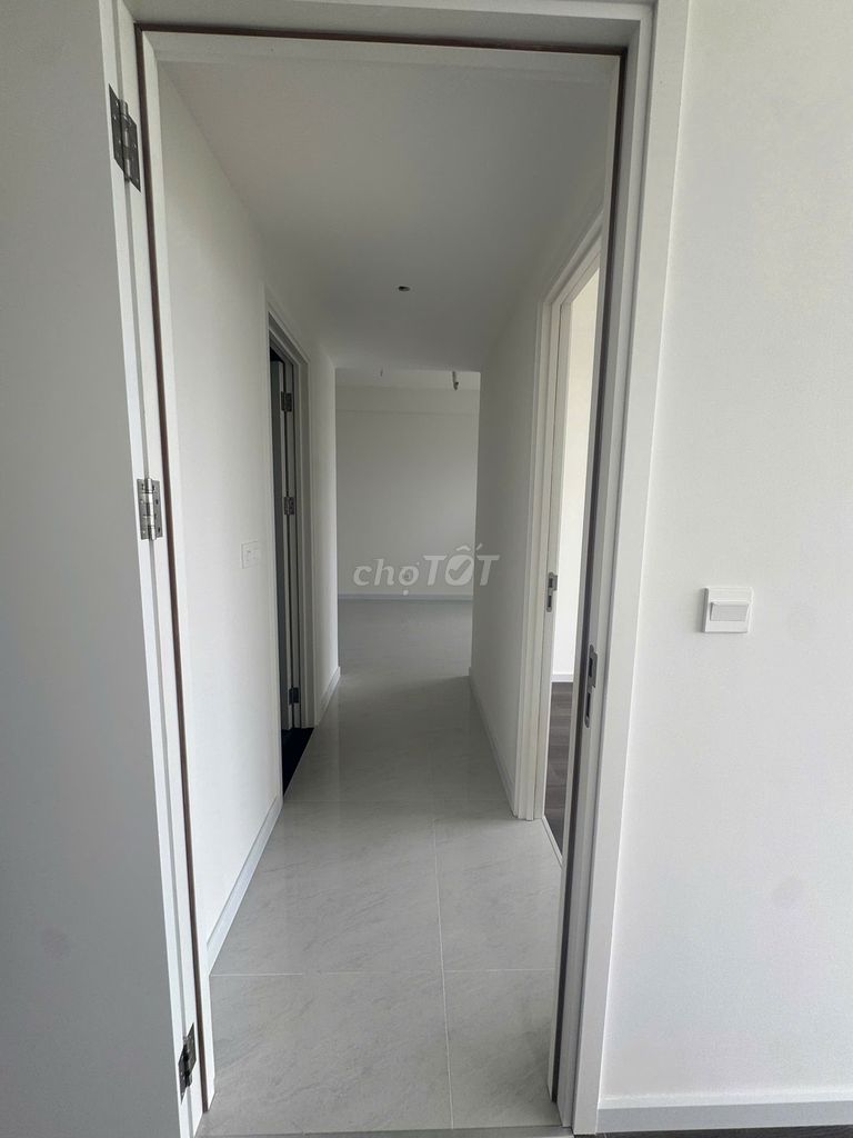 District 2 more than 2 Victoria Village bedrooms full of furniture, new rented houses.