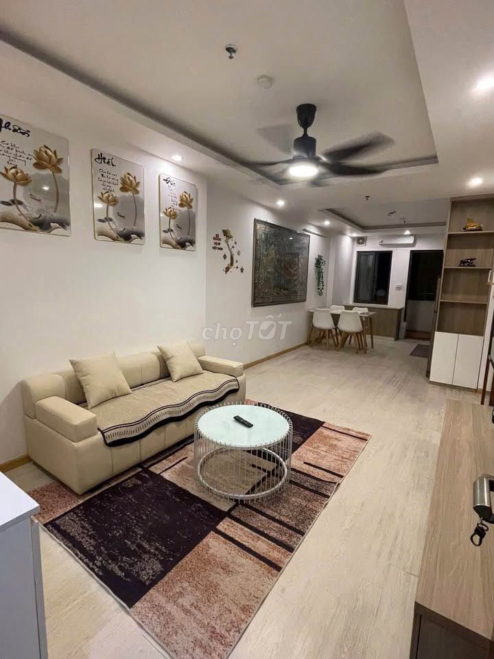 C/c Carillon 3, Hoàng Hoa Thám rents two bedrooms, enough furniture for 11 million.