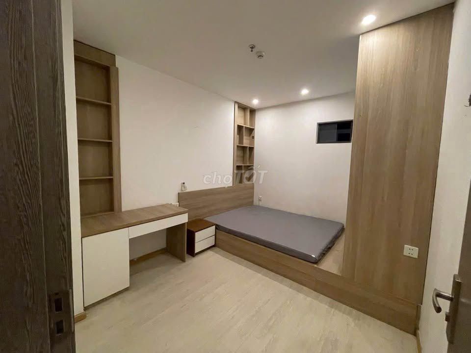 C/c Carillon 3, Hoàng Hoa Thám rents two bedrooms, enough furniture for 11 million.