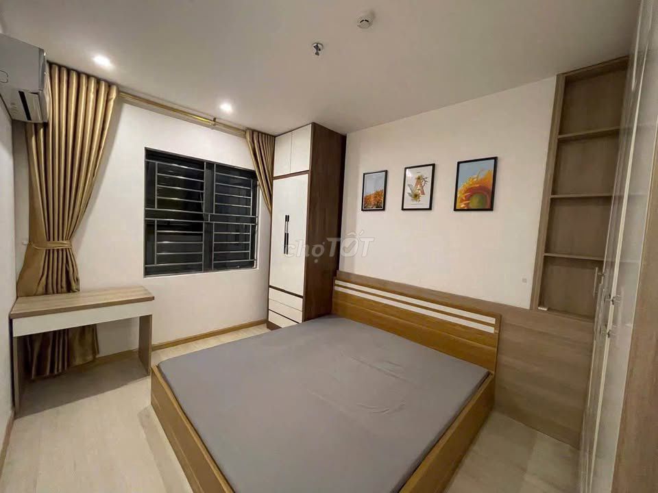 C/c Carillon 3, Hoàng Hoa Thám rents two bedrooms, enough furniture for 11 million.