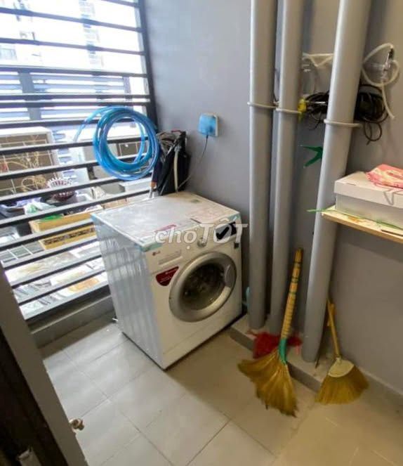Rent two bedrooms-- A full bathroom interior--5.02 – Vinhomes Grand Park