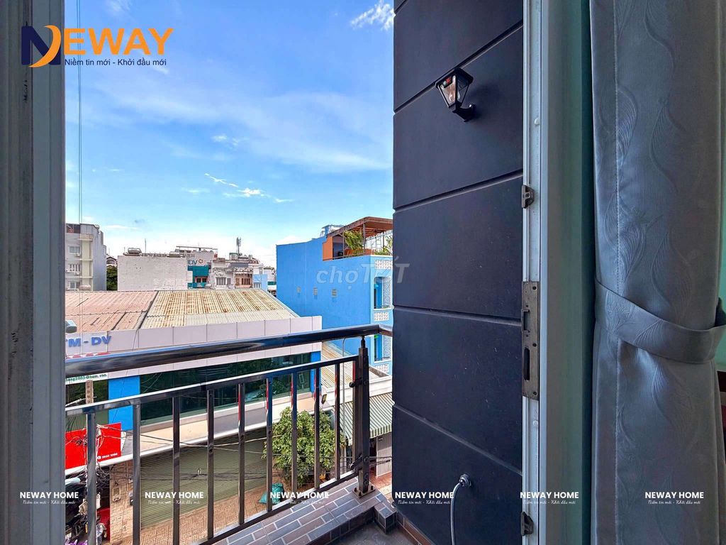 Clear the room - the flat full of furniture at the center of Tân Phú
