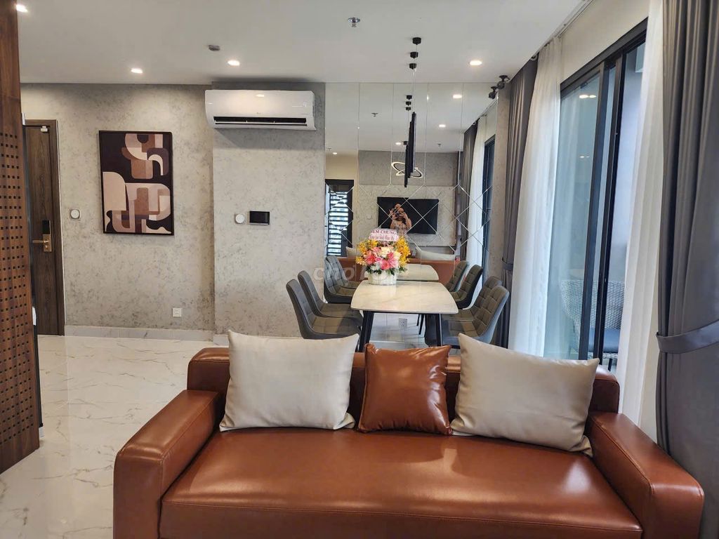 Rent two bedrooms.
