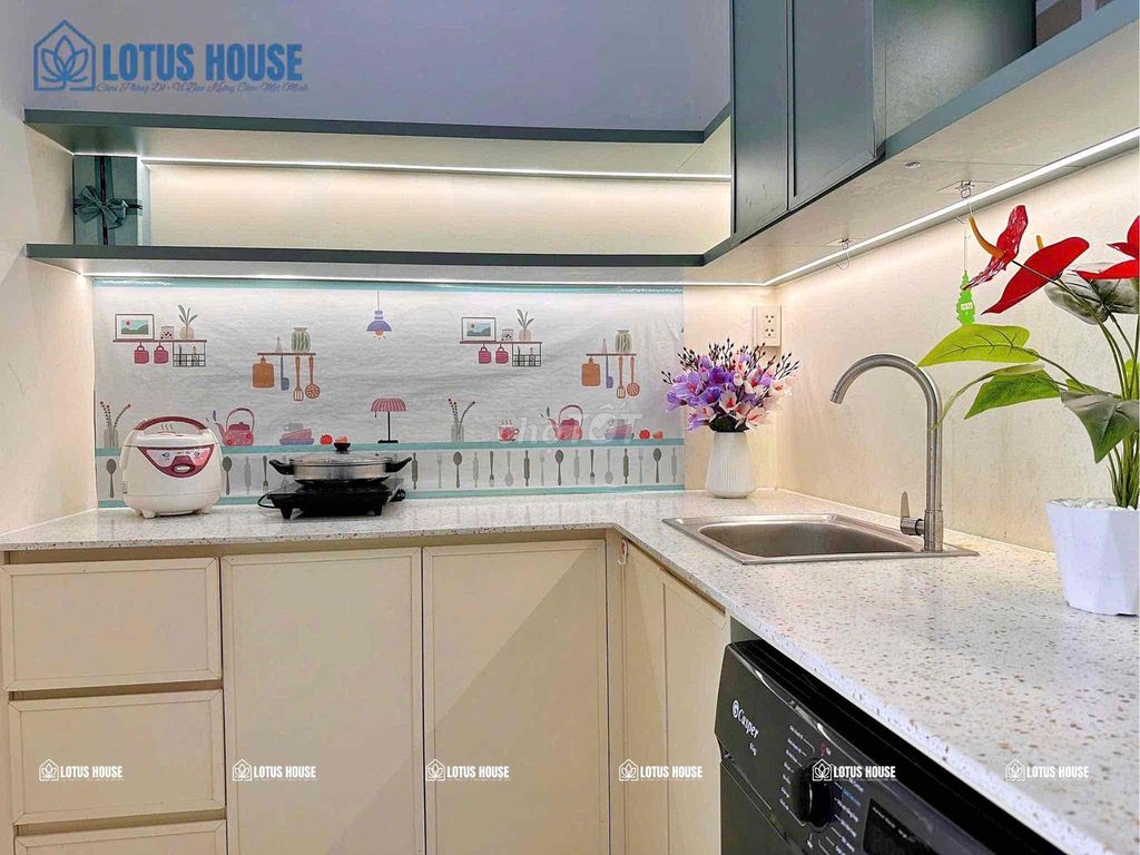 Rent the entire floor - two bedrooms - one modern design living room