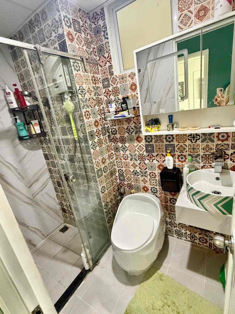 Need to rent the apartment of Melody Âu Cơ, 70 meters 2 bedroom 2 full toilet, re-