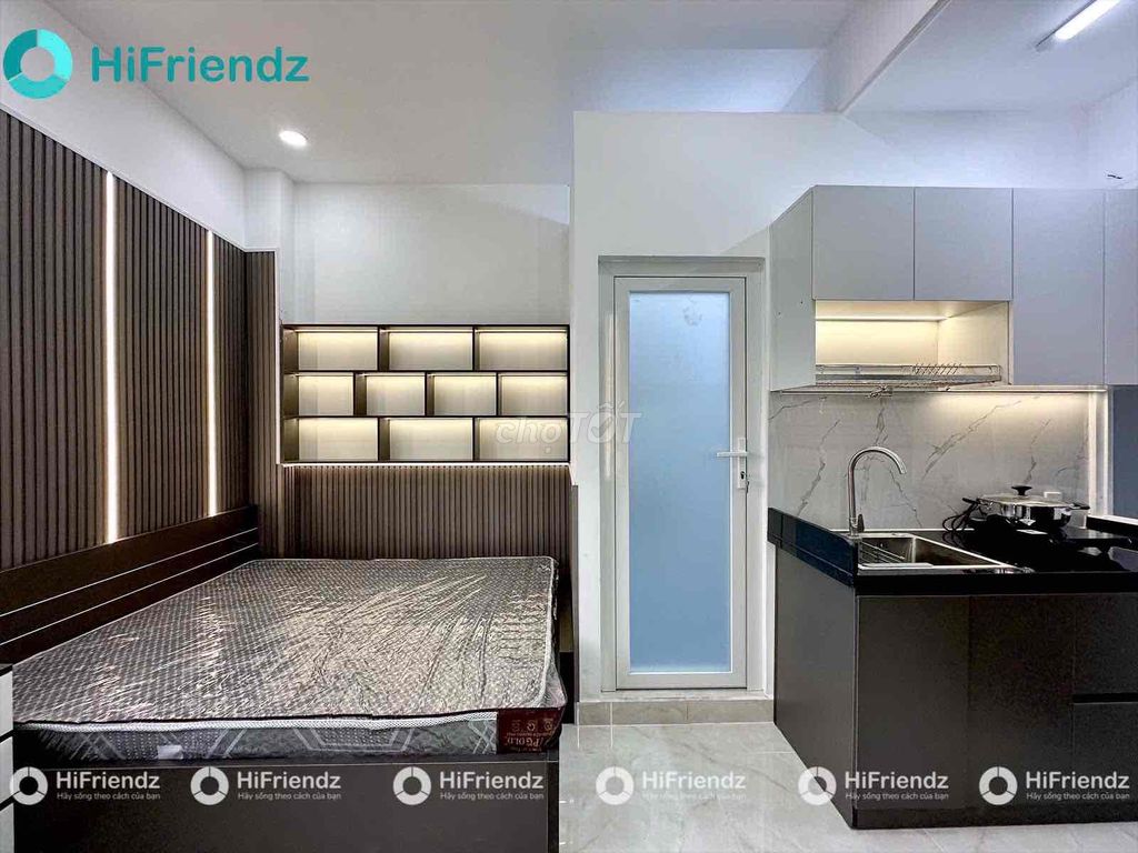 studio style tone tone fine wood - large cool windows in silver