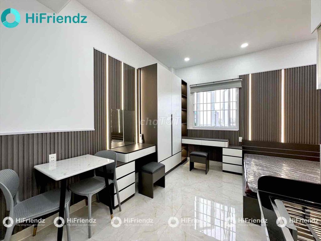 studio style tone tone fine wood - large cool windows in silver