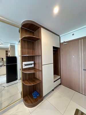 A beautiful interior - a lovely home owner - Security 247