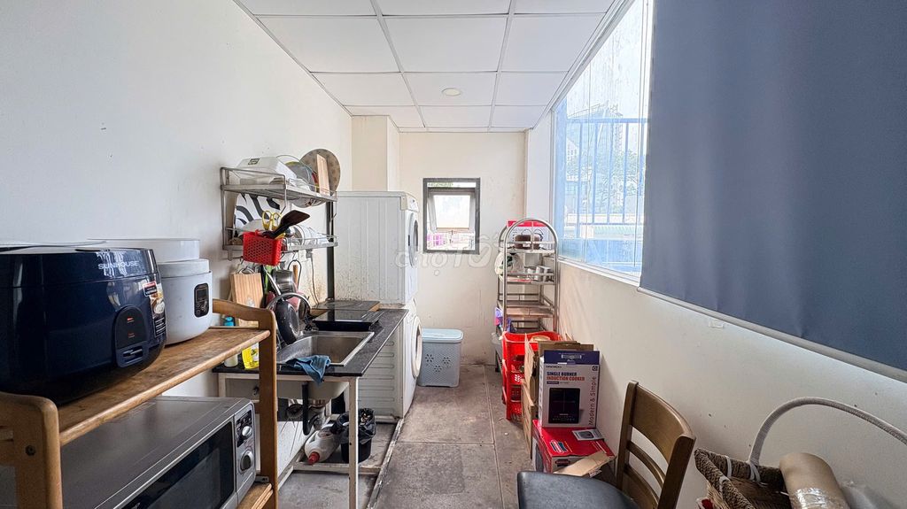 As Erebus was re-subventing the service apartment in District 1, which is convenient to move.