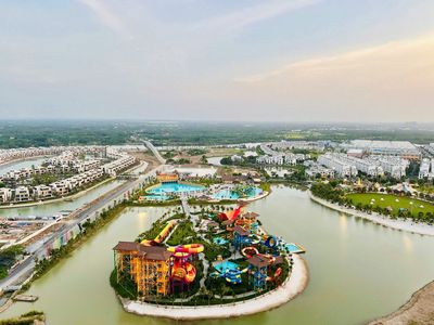 For a good price, let's say the two bedrooms view millions of dollars. 36 ha and river.