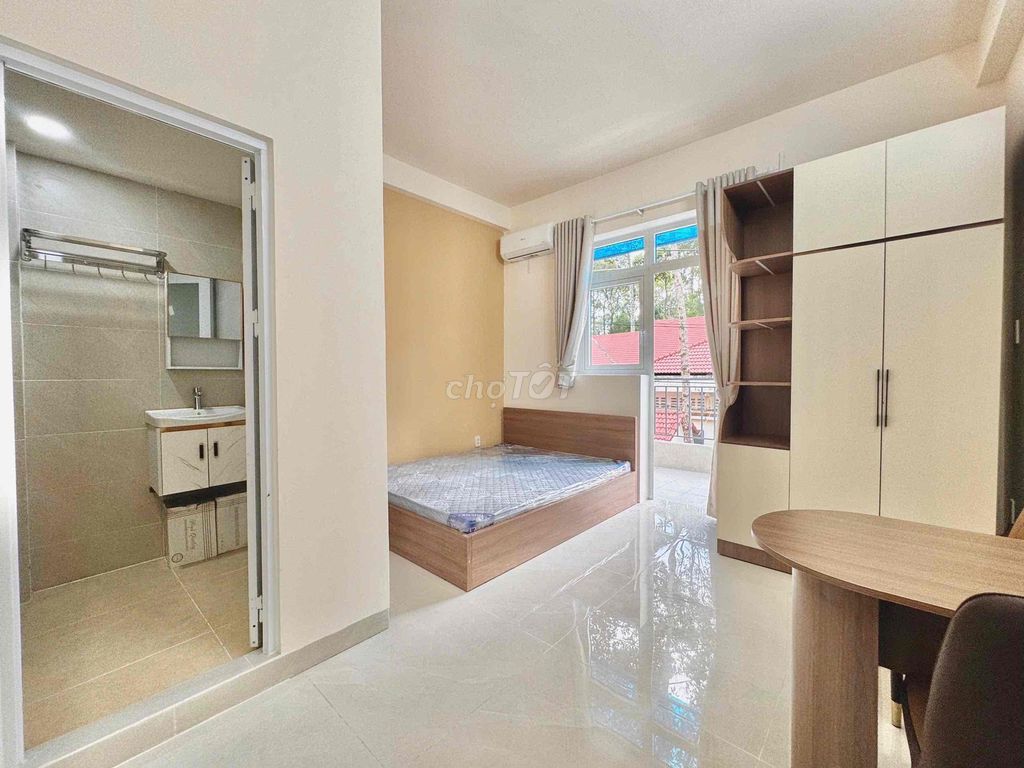 1 bedroom - Hoàng Minh Giám, bedroom - new apartment with its own washing machine, balcony