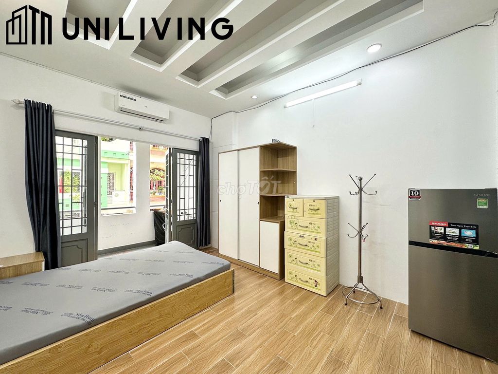 Rent an apartment full of balconies right out of blue view.