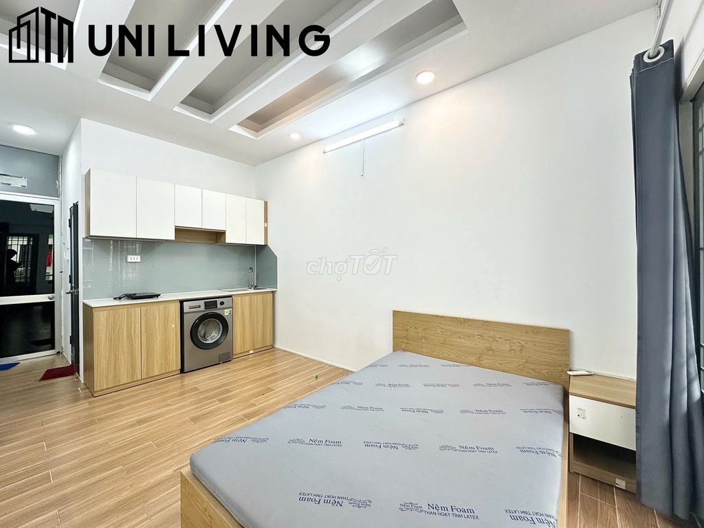 Rent an apartment full of balconies right out of blue view.