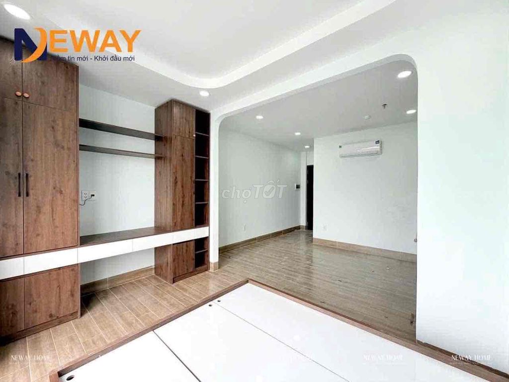 full interior of the two rooms available