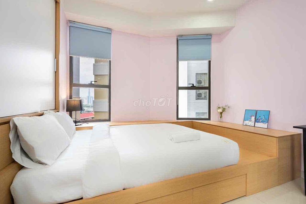 Opening the full interior service apartment near the gas, the center capital.