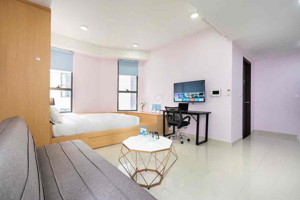 Opening the full interior service apartment near the gas, the center capital.
