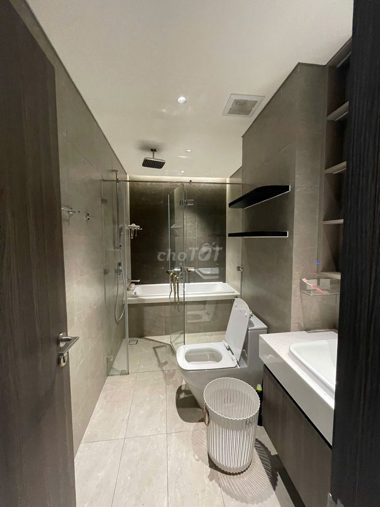 Rend many centerys,alnata,brült,ruby Celadon City 1 bedroom=4 bedrooms