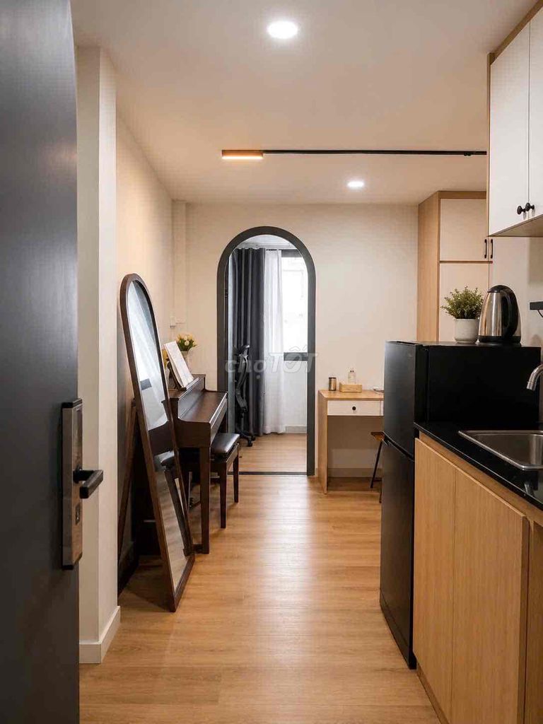 The kitchen bedroom is downtown 1 - 6 Neat.