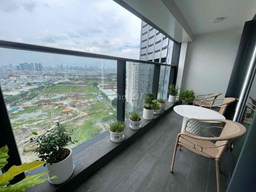 Rent penthouse 4 bedroom 205 m2 full interiors only 50 million a month.