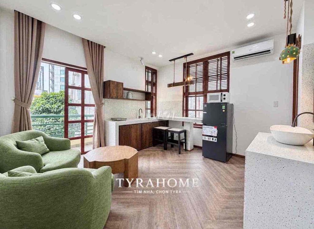 Clear 1 Nguyễn Bỉnh Khiêm balcony bedroom. 1 – Full interior, near District 3.