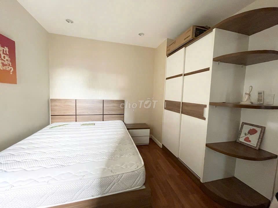 Cao ốc Phú Nhuận-Hoàng Minh Giám rents apartment 2 p sleeps 14 million a month