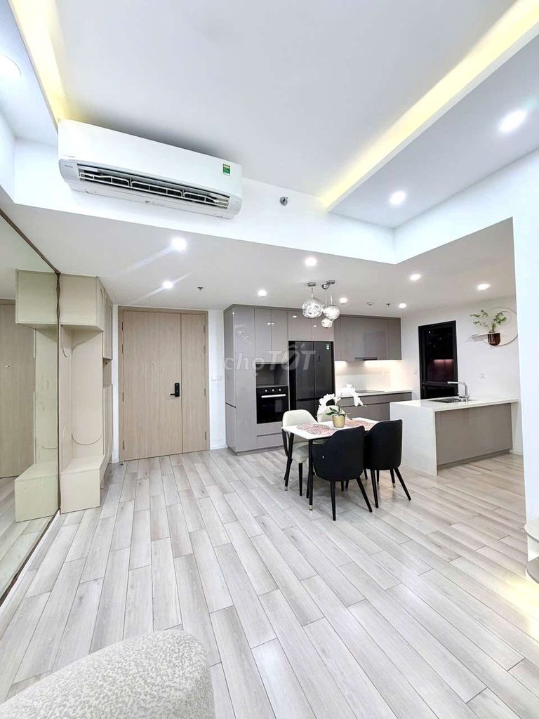 Rent masteri illcore point-- three bedrooms, Vinhomes Grand Park.