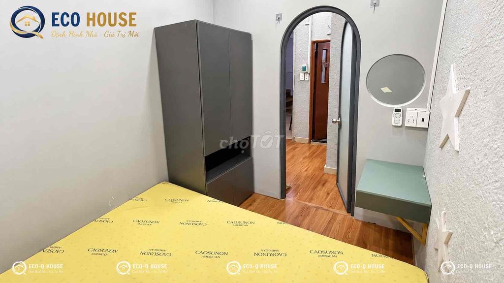 Two airport bedrooms are extremely cheap.