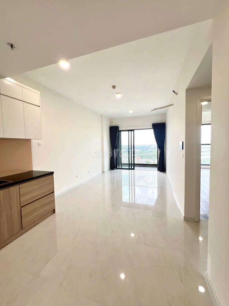The two bedrooms are 100% new.