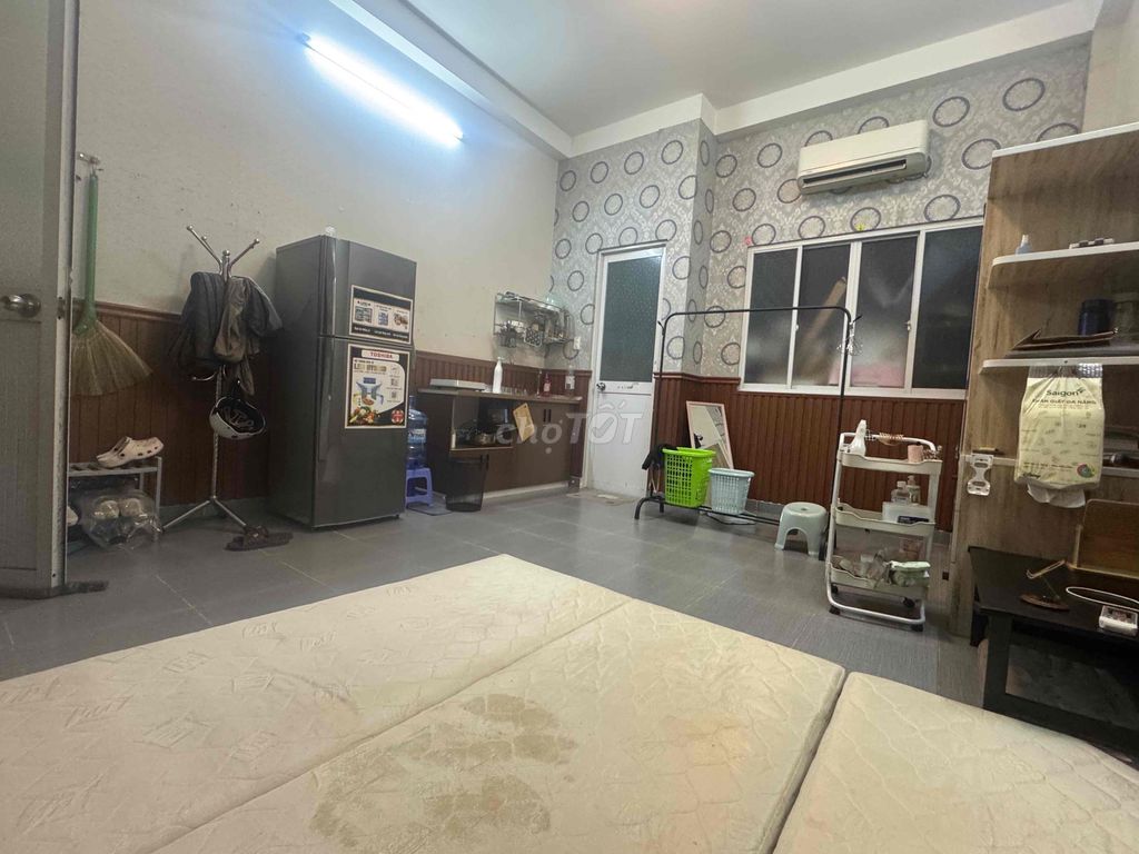 Room 1 Lê Đức Thọ. Right at Loteart Tech, 22 m2 full interior 4.3 million.